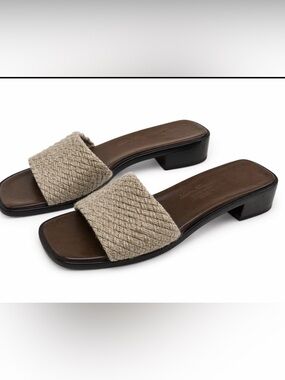 Salvatore Ferragamo Woven Slide Sandals 8B Brown Square Toe Low Heel Italy